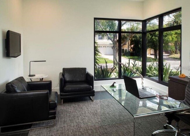 Building Photo - 356 Bayview Dr NE