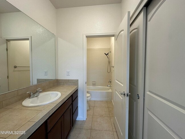 Building Photo - Immaculate Toll Brothers home