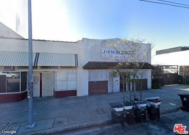 Building Photo - 3638 W Slauson Ave