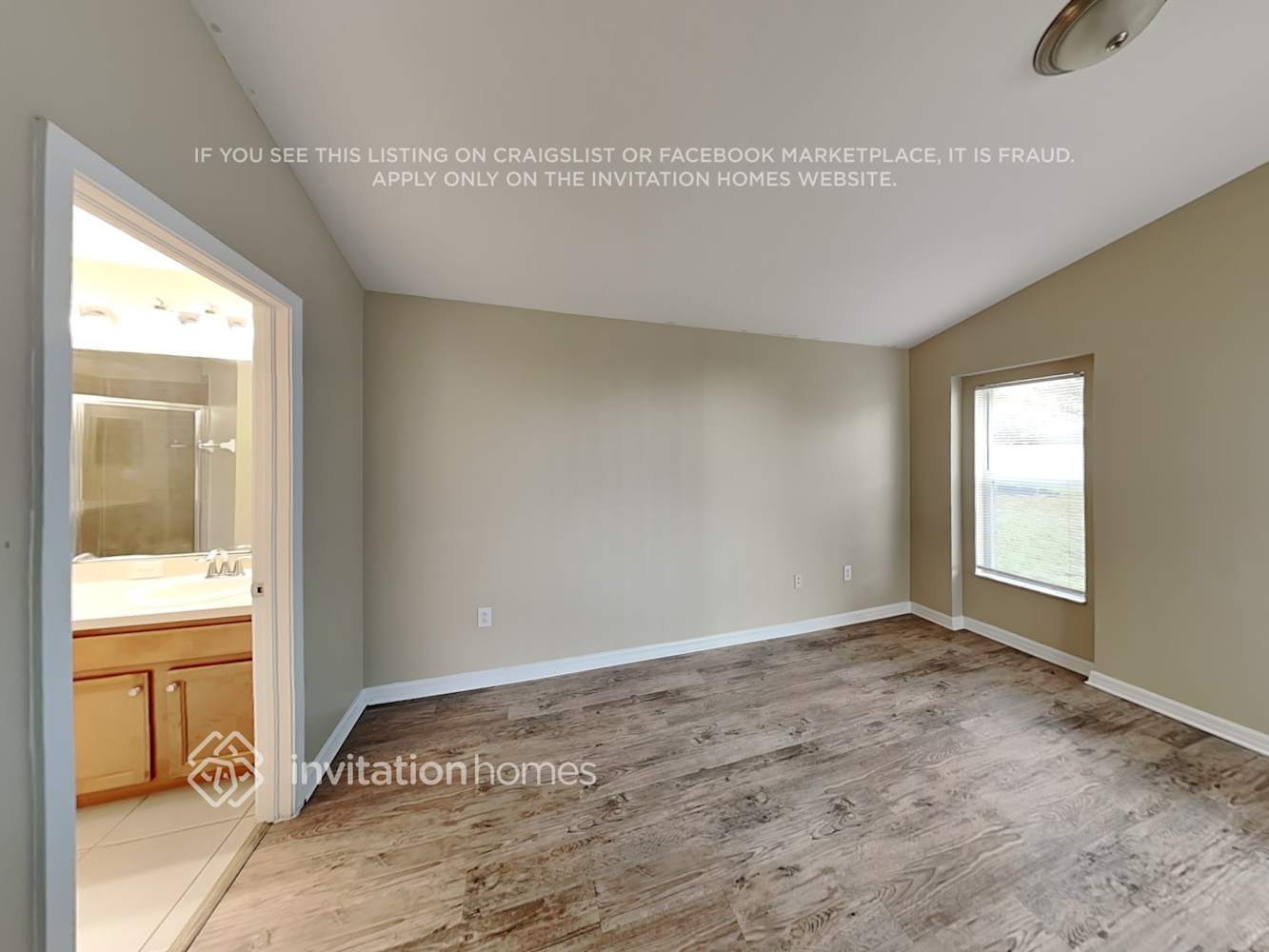 Building Photo - 8013 Alamosa Wood Ave