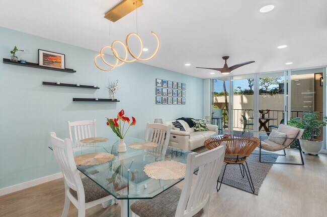 Building Photo - Waikiki Beach Gem- Fully Furnished 2BR/2BA...
