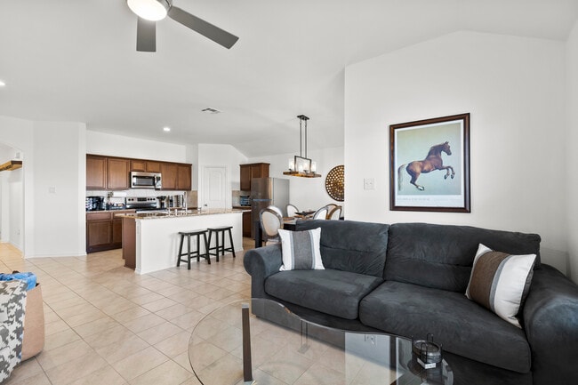 Building Photo - 1111 Mercury Dr