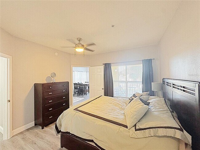 Building Photo - 10764 70th Ave