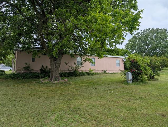 Building Photo - 512 Deer Run