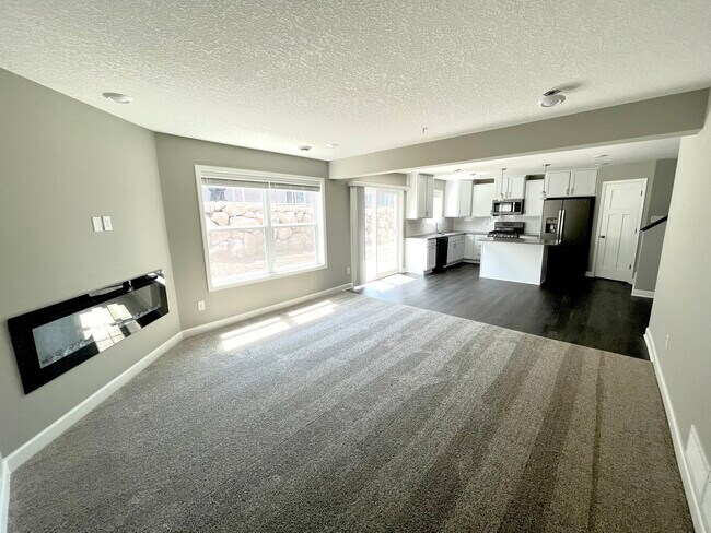 Building Photo - 9662 Canter Ct
