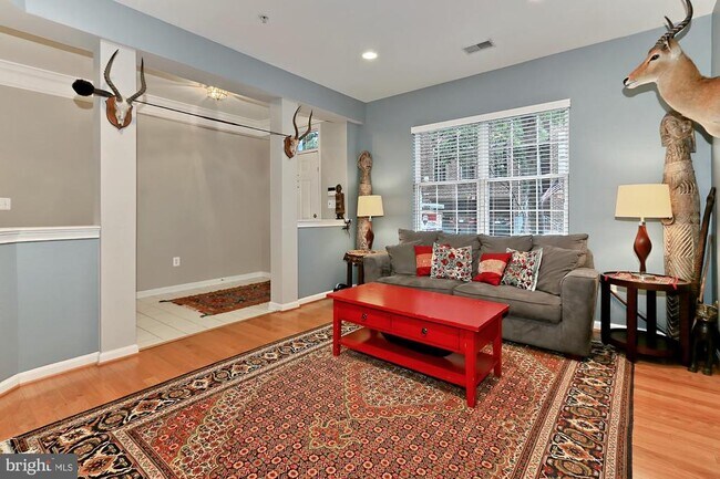 Building Photo - 265 Medlock Ln