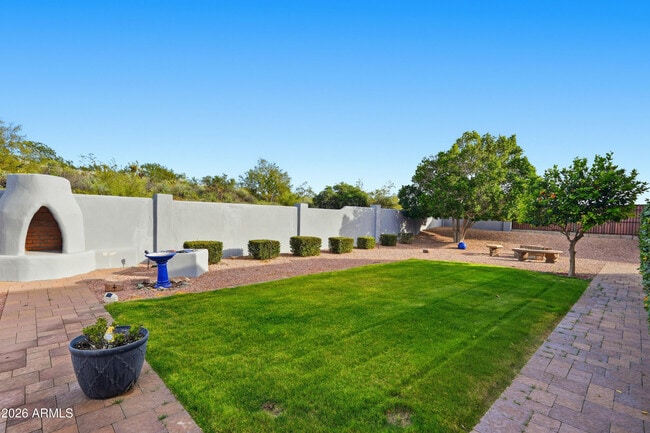 Building Photo - 5399 S Via de Rico