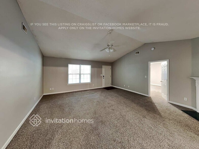 Building Photo - 10020 Little Creek Rd