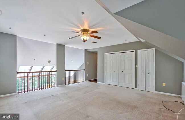 Building Photo - 18414 Garner Ln