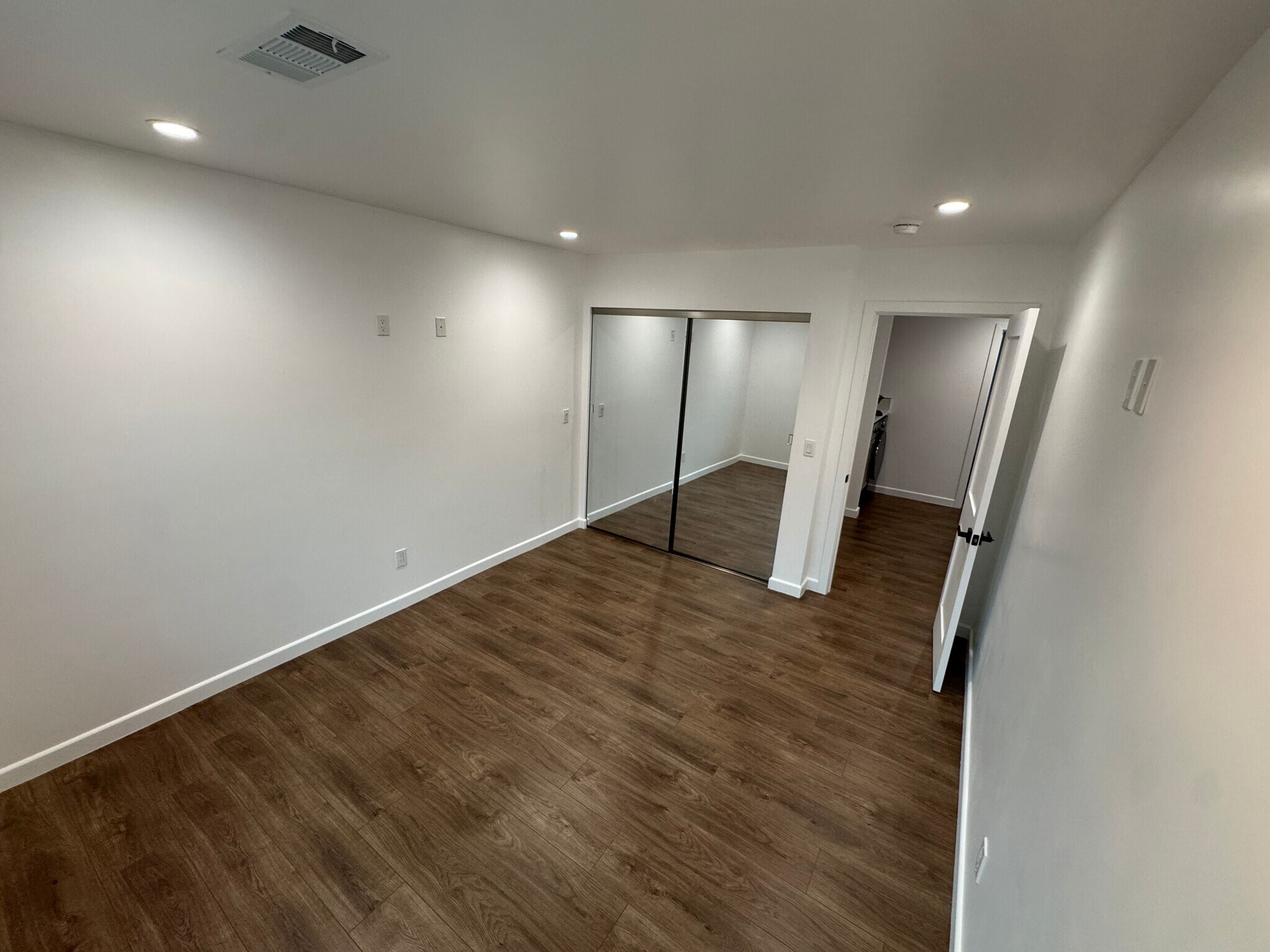 Building Photo - 4210 W 119th St