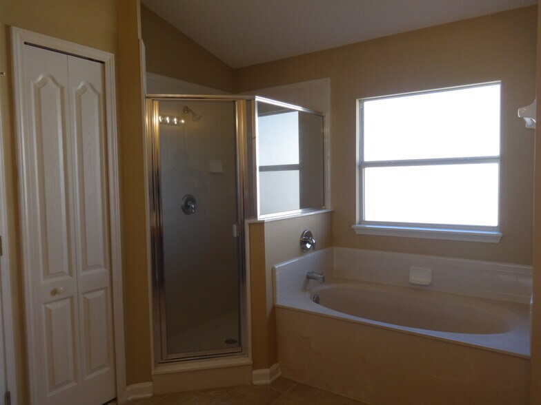 Building Photo - 14603 Bradley Max Ct