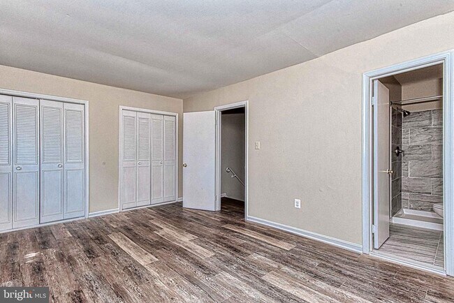Building Photo - 8467 Ivy Glen Ct