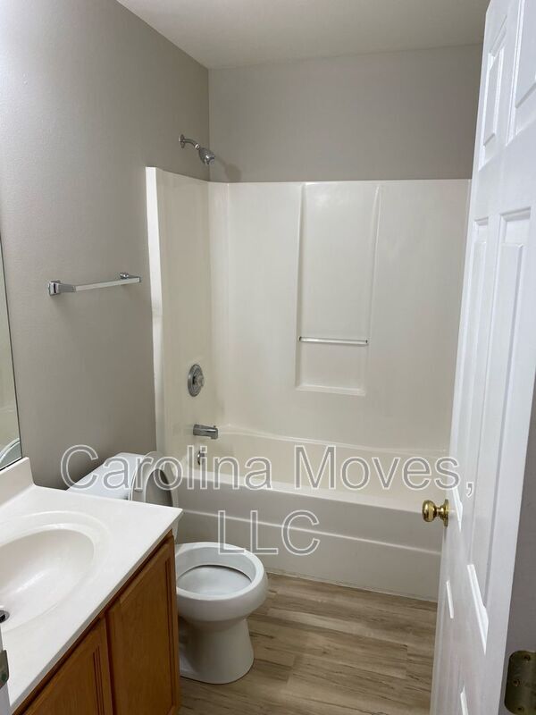 Building Photo - 1805 Country Apple Ct