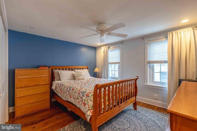 Building Photo - 216 W Lafayette St