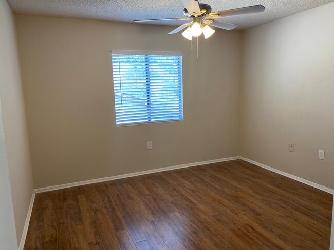 Building Photo - 4111 Camphor Way