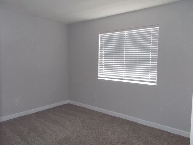Building Photo - 2732 Alicialynn Way
