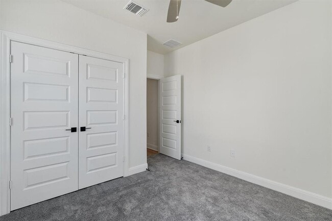 Building Photo - 8007 Marigny Wy