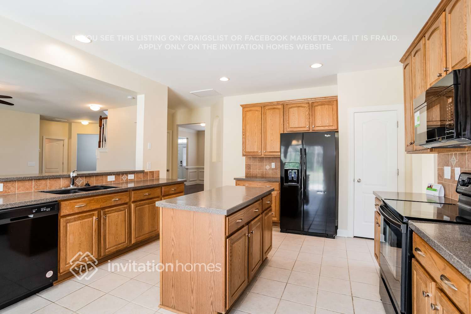 Building Photo - 404 Springwood Dr