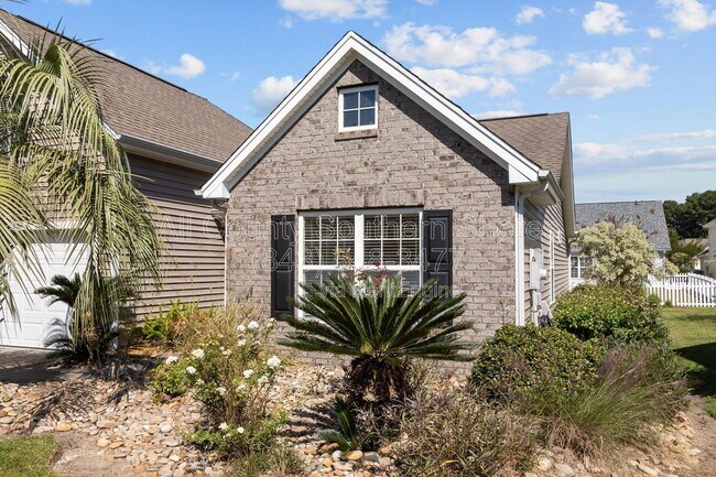 Building Photo - 359 Vesta Dr