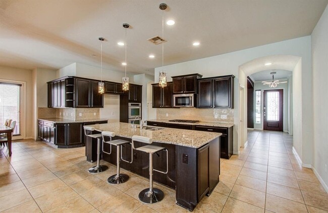 Building Photo - 25314 Celtic Terrace Dr