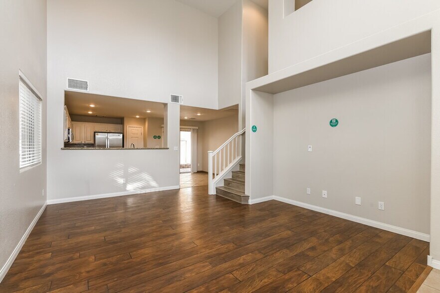 Building Photo - 1158 Claire Rose Ave