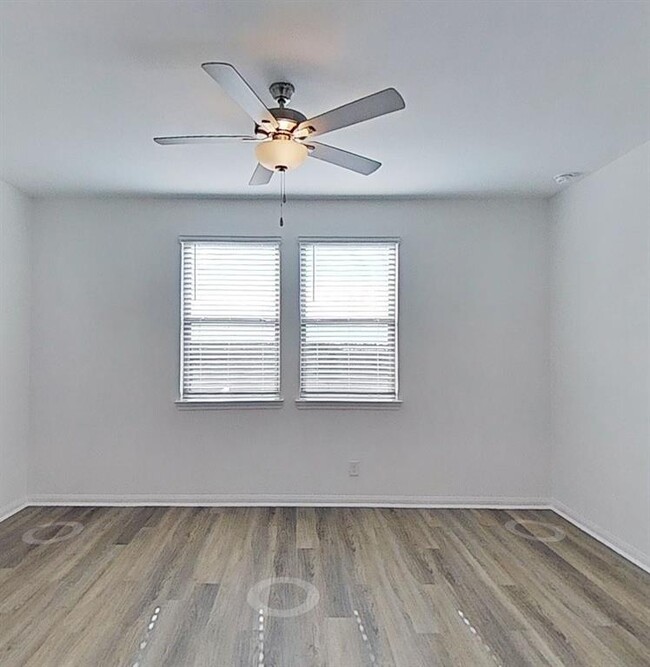 Building Photo - 22700 Elyson Falls Dr