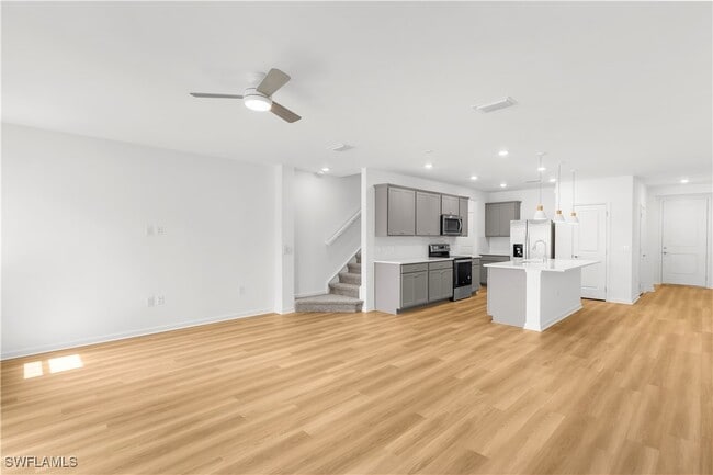 Building Photo - 27859 Solis Grande Dr