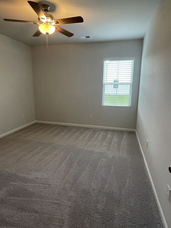 Building Photo - 504 Sea Sparrow St