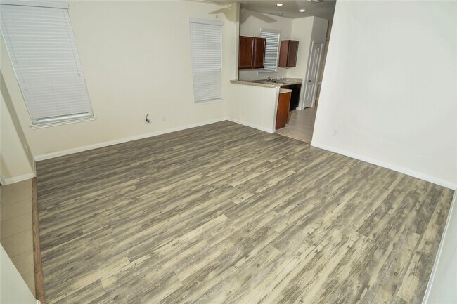 Building Photo - 30507 Ginger Trace Dr