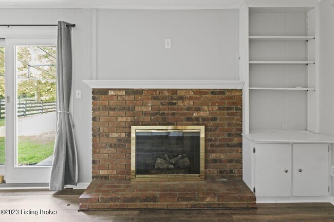 Building Photo - 3002 Lime Kiln Ln