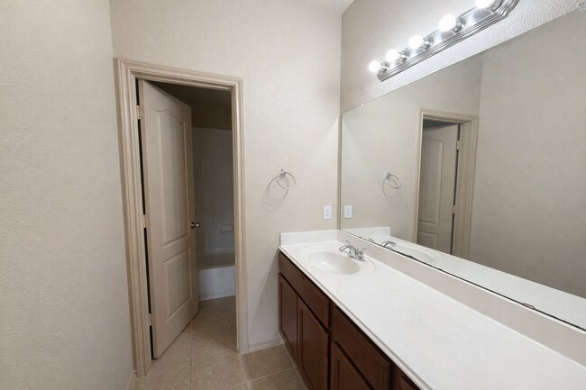 Building Photo - 11922 Harristown Drive