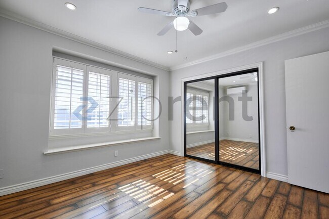 Building Photo - 1334 Birchcrest Ave