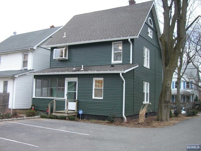 Building Photo - 27 Bellevue Terrace