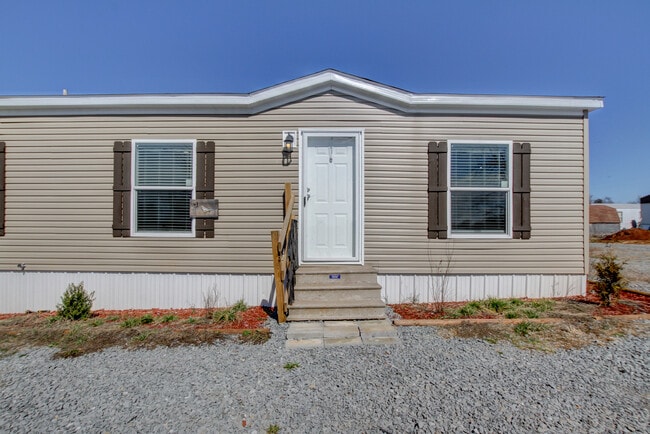 Building Photo - 295 Seays Rd