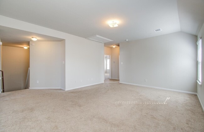Building Photo - 3514 Vivaldi Dr