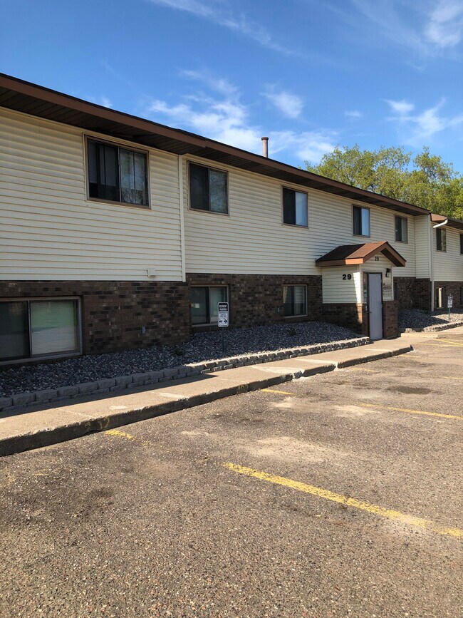 Rosebrook Apartments 2533 14th Ave NE Saint Cloud MN 56304
