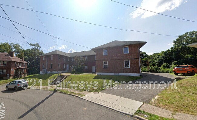Primary Photo - 421 Ohio Ave