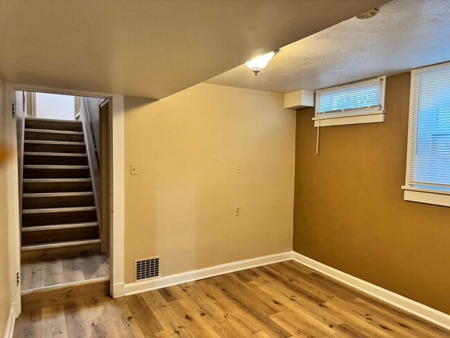Building Photo - Welcome home!