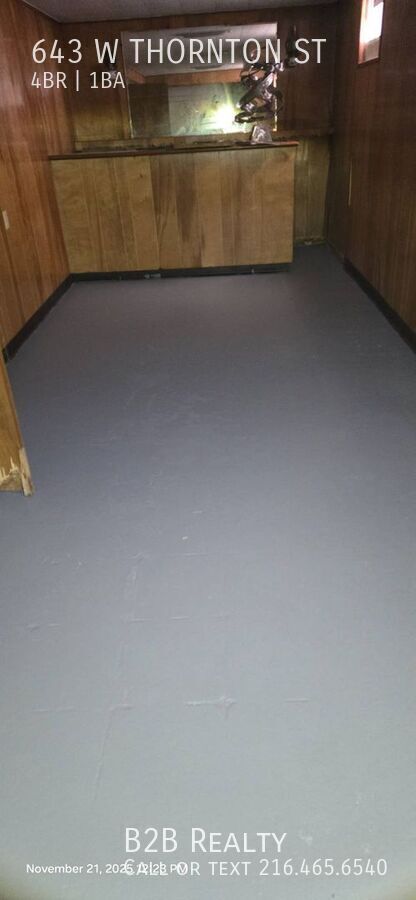 Building Photo - 643 W Thornton St