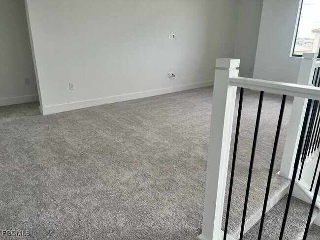 Building Photo - 5101 Isidora Ln