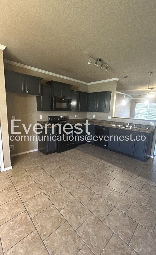 Building Photo - 12009 Big Ridge Cir