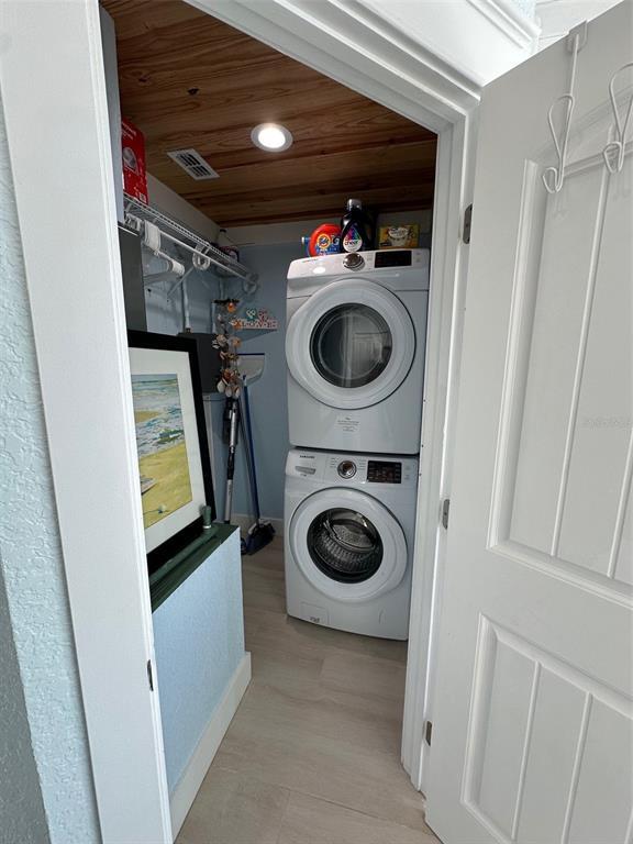 Building Photo - 5 Park Ave