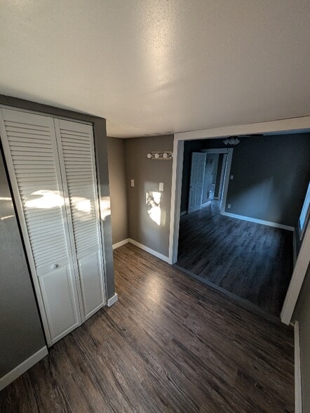 Building Photo - 354 SW 10th St