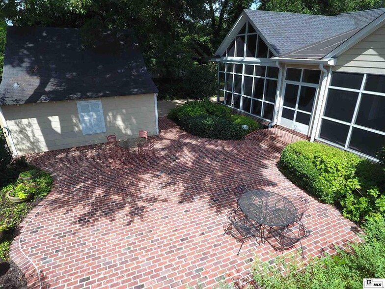 Building Photo - 601 Glenmar Ave