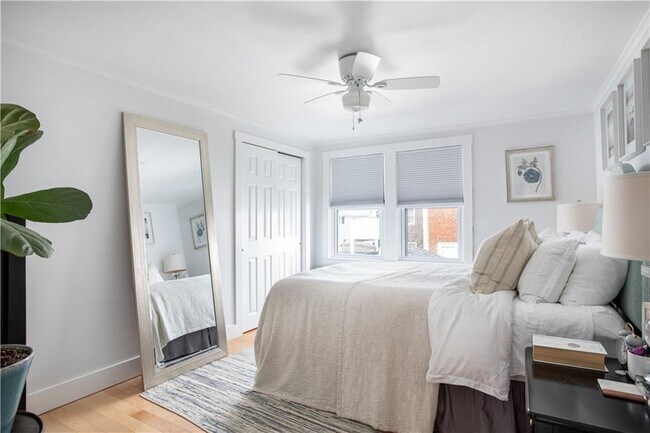 Building Photo - 22 Dearborn St