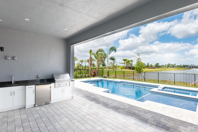 Building Photo - 12705 Solana Bay Cir