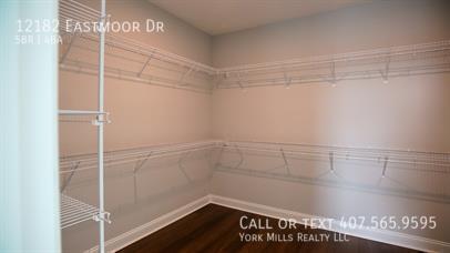 Building Photo - 12182 Eastmoor Dr