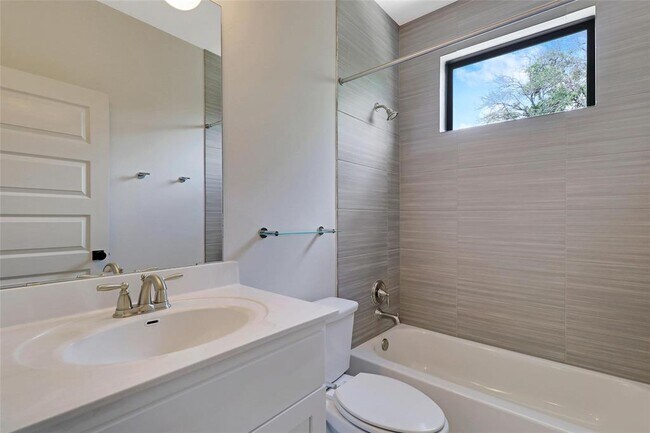 Building Photo - 6409 Berkman Dr