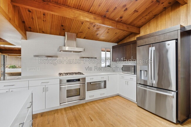 Building Photo - 1541 Garrison Pl