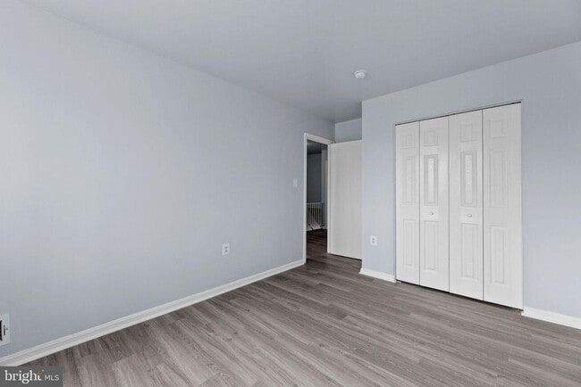 Building Photo - 8145 Community Dr